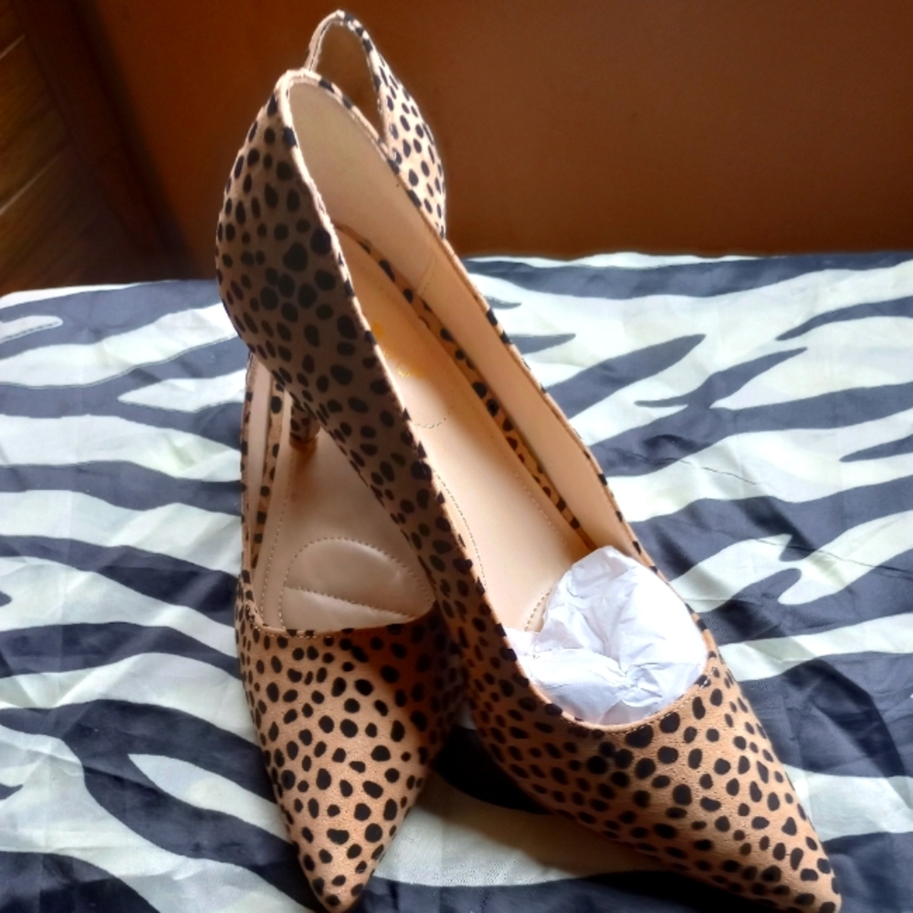 Woman shoes